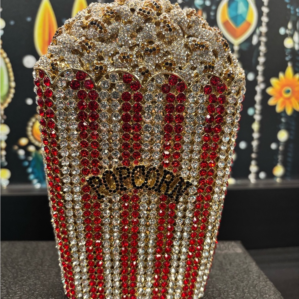 New - Popcorn Crystal Clutch 🍿